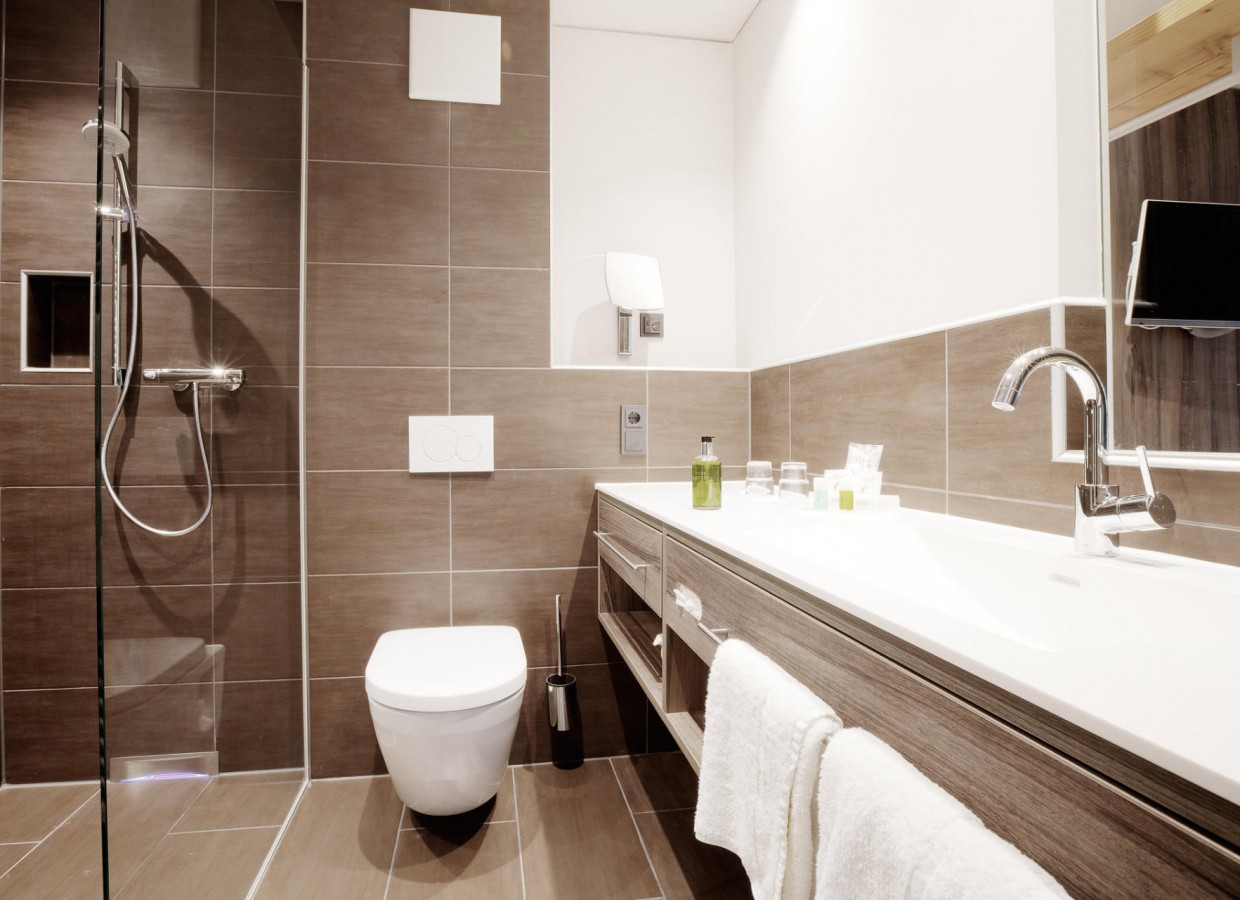 Bathroom Sewing Room - Hotel Gams Beilngries